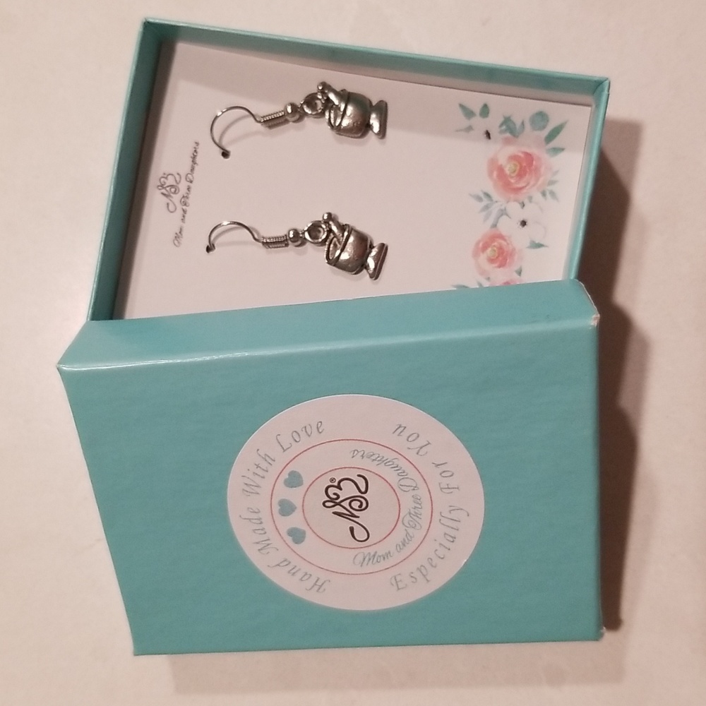 🛍 2/$25 Mom and Three Daughters Pharmacist Mortar and Pestle earrings